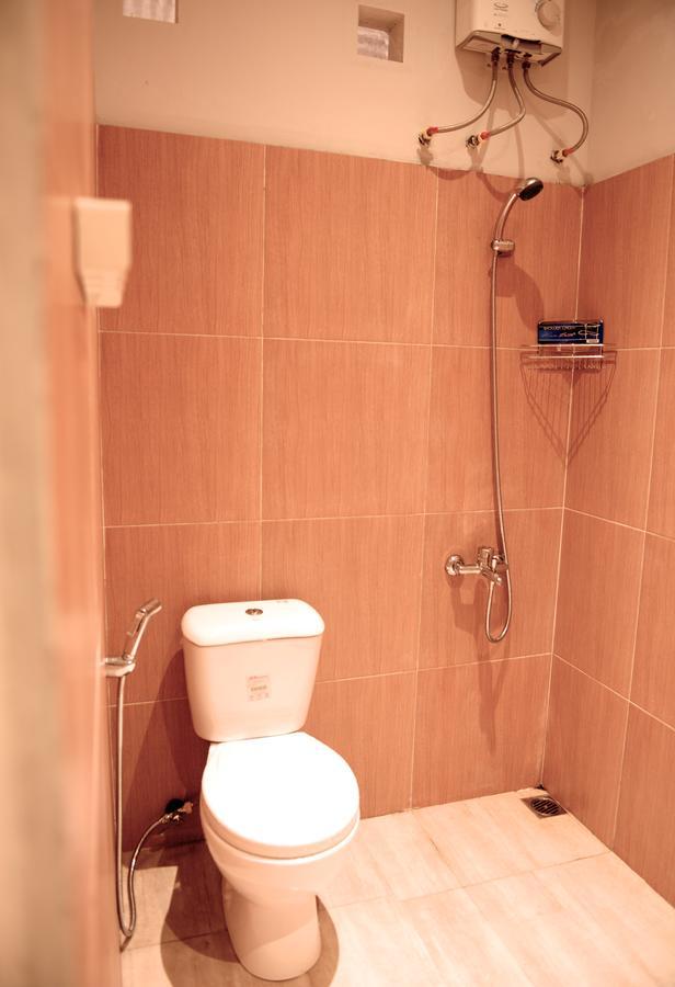Huning House - 5 Bedrooms Purwokerto Εξωτερικό φωτογραφία